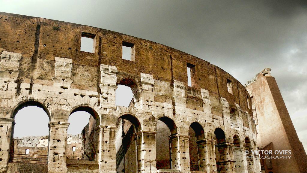 Roma - Colosseo  dopo la tempesta